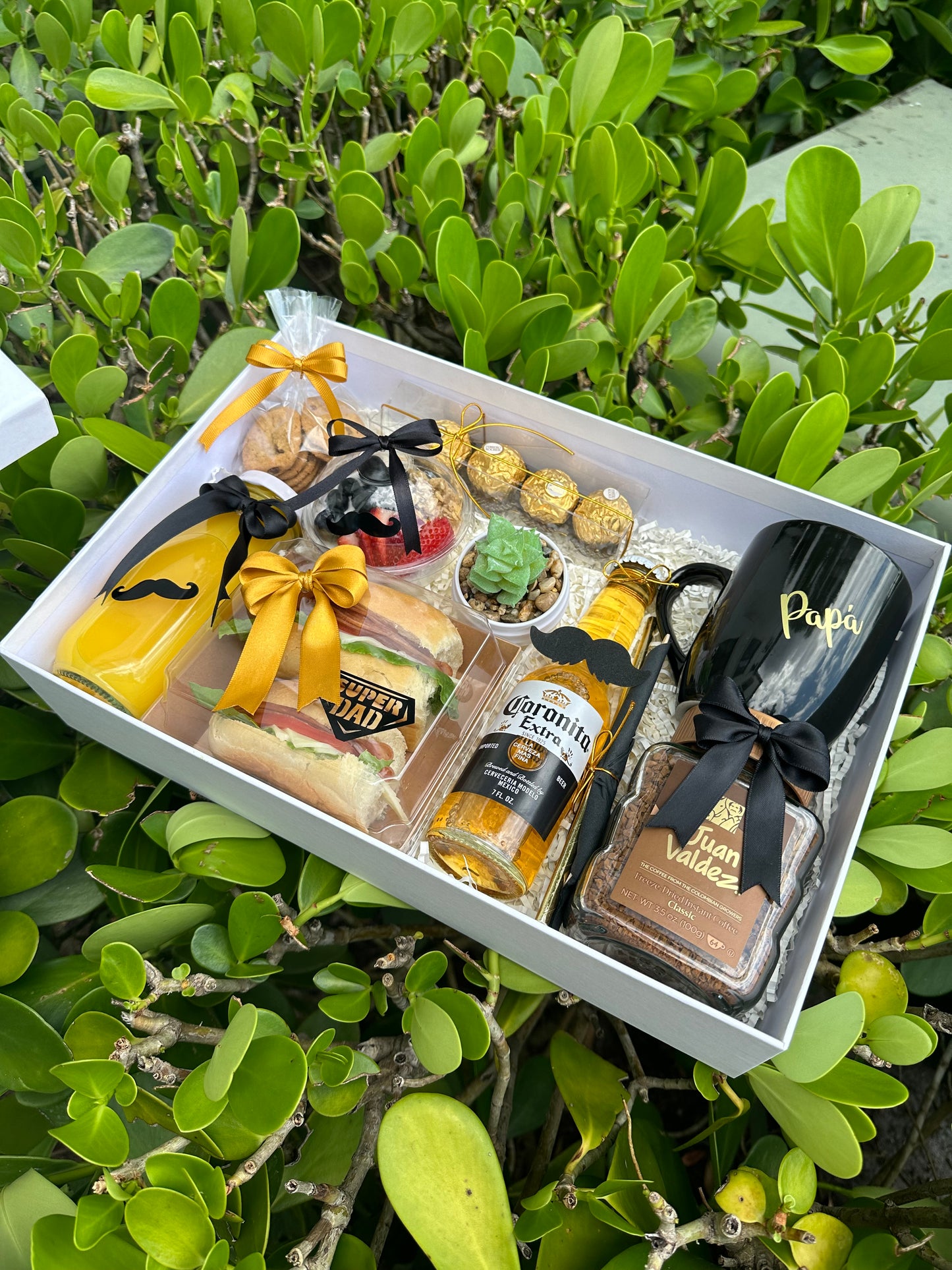 Caja Valentino